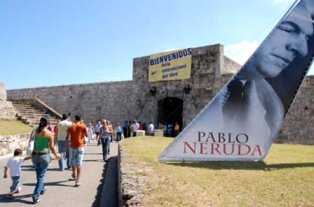 Entrance to last February’s Cuba International Book Fair at the San Carlos de la Cabana Fortress overlooking Havana Bay.  Photo: Caridad