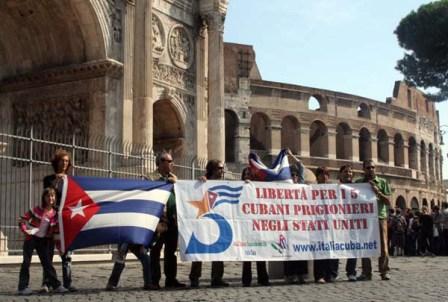 September 2008 - Italian supporters of the Cuban 5 protest outside of the coliseum in Rome calling for their release on the 10th anniversary of their incarceration   