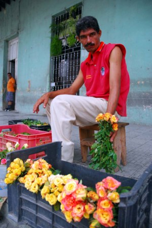 Flower vendor in Holguin, Cuba.  Photo: Caridad