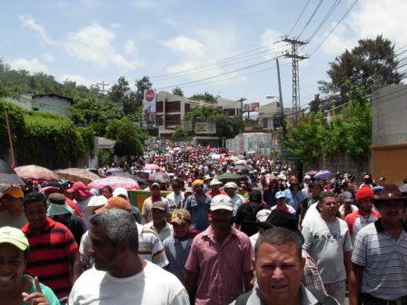  Hondurans rally for the return of President Manuel Zelaya. Photo: Luis Miranda