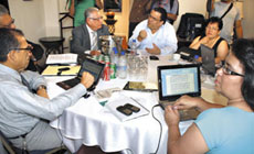 Honduras talks on October l5, photo: Giorgio Trucchi, rel-UITA