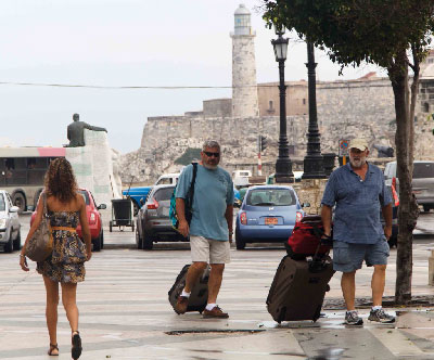 Tourists in Havana.  Photo: Juan Suarez