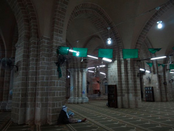 Al-Omari-Alkabeer-Mosque.  Foto: Julie-Webb Pullman
