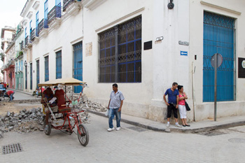 Calle Sol, Havana.  Photo: Juan  Suárez