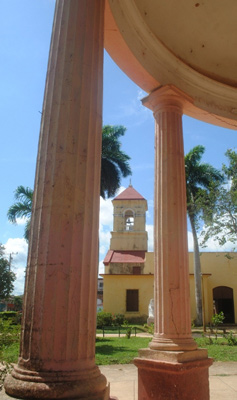 Town square of Aguacate.