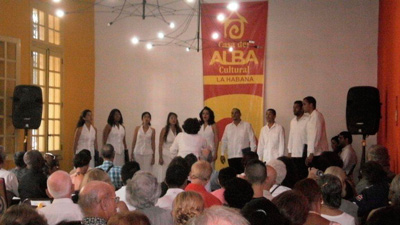 Vocal Leo in the Casa del ALBA
