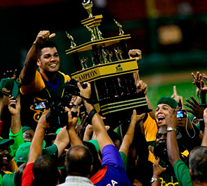 Pinar del Río celebrating the 2013-2014 Cuban League Championship.