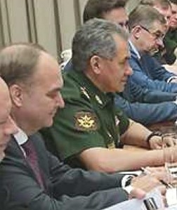 Anatoliy Antonov, left, and Sergei Shoigu at meeting with top Cuban authorities in Havana.