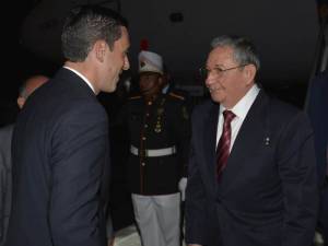 Cuban President Raul Castro arrives in Panama for the Summit of the Amercias.  Foto:  Estudios Revolución.
