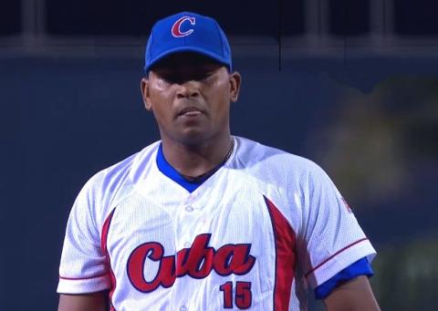 Once again Freddie Asiel Alvarez is on the pitching staff of Team Cuba.