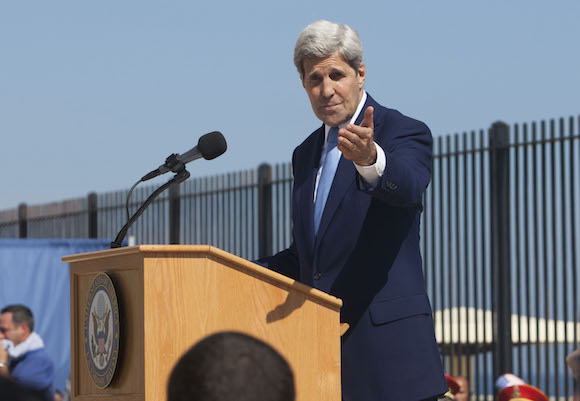 John Kerry speaking at the US Embassy in Havana on Friday morning.  Photo: Ismael Francisco/cubadebate.cu