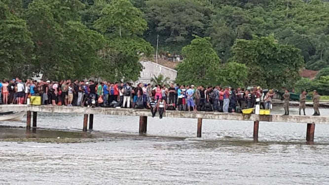 Cuban migrants on the Colombian-Panamanian border.