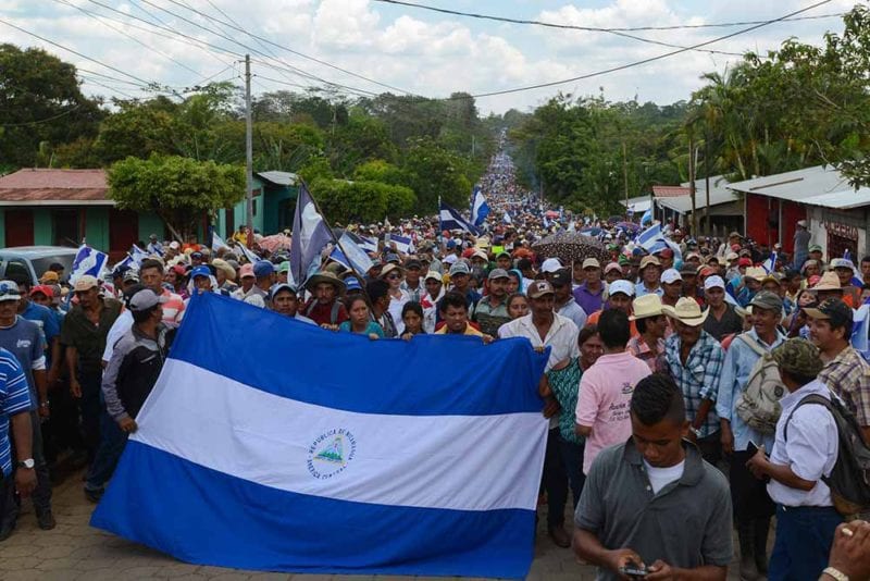 View of the campesino march against the canal expropriations held in Nueva Guinea. Photo: Carlos Herrera/confidencial