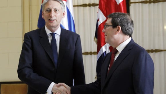 Foreign Ministers Philip Hammond and Bruno Rodriguez