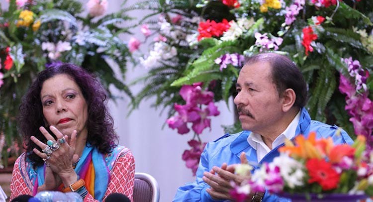 Rosario Murillo and Daniel Ortega at the Sandinista Assembly held on Friday May 20th. Photo: Presidencia 