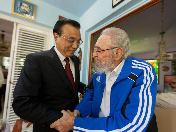 Chinese Prime Minister Li Kequiang and former Cuban President Fidel Castro in Havana on September 25, 2016.