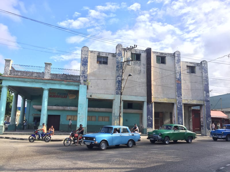 Havana's Ave. Time - Havana Times