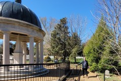 The tombs of Andrew Jackson and his slave Alfred