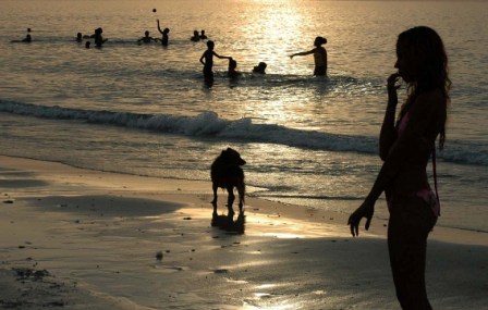Beach near Guanabo, Havana. Photo: Caridad