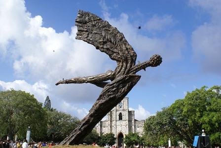 Flight Lam, a sculpture by Alberto Lezcay with help from dozens of other Cuban artists.