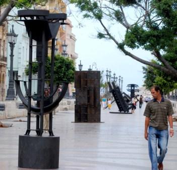 Sculptures on the Prado Esplanade during the 10th Havana Art Biennial, photo: Caridad