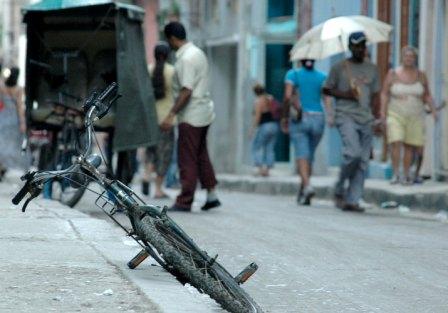 Havana street scene.  Photo: Caridad