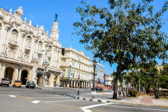 El-Gran-Teatro-de-La-Habana-Alicia-Alonso-permanece-cerrado-yailin-alfaro