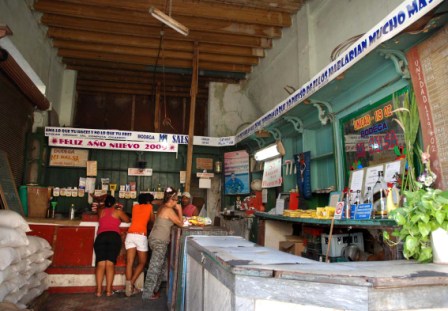 A bodega store where Cubans buy rationed products.  Photo: Caridad