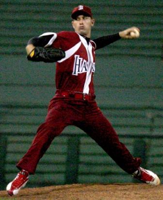 Havana southpaw Yulieski Gonzalez pitched no-hit ball for the first six innings. Photo: Juventud Rebelde Newspaper