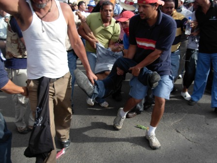  Honduran social movements demand a return to democratic constitutional order. 