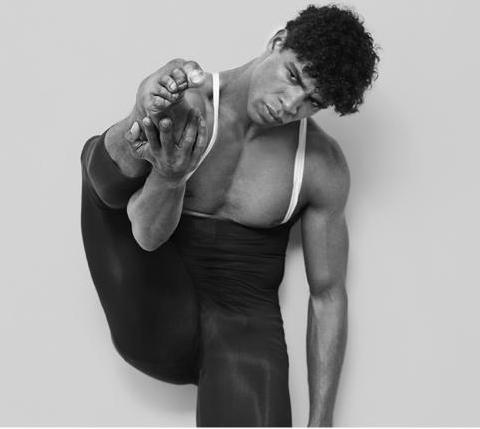 Carlos Acosta, photo: Gavin Evans/ carlosacosta.com