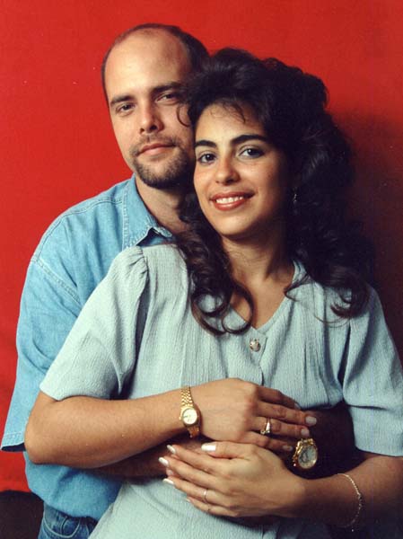 Gerardo Hernandez and his wife Adriana Perez just prior to his arrest for conspiracy to commit espionage in June 1998. The couple has not seen each other since.