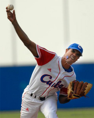 Miguel Alfredo Gonzalez, who pitched seven no-run innings Sunday to get the win.