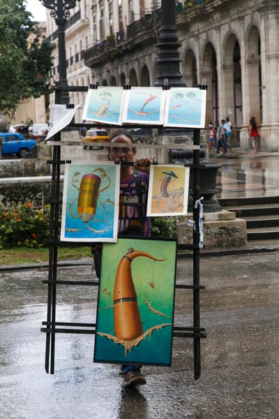 Under the rain. Photo: Juan Suárez