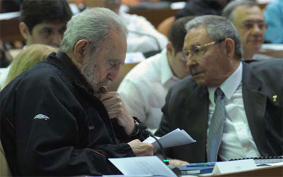 Fidel y Raúl Castro Foto archivo/cubadebate.cu