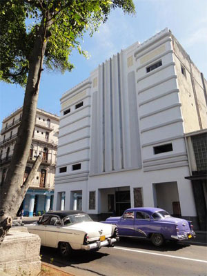 El Teatro Fausto, de La Habana.