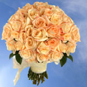 bridal-bouquet-roses-global