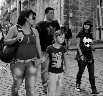Cuban family. Photo: Caridad