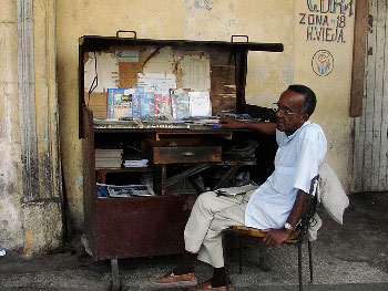 Havana newsstand.