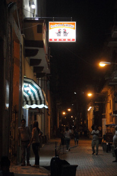 Havana Chinatown.  Photo: Juan Suarez