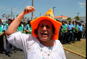 Women's Day protest in Nicaragua.  Foto: Alejandro Sanchez / El Nuevo Diario 