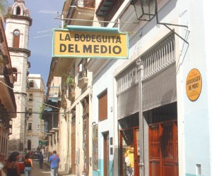 Dining at the famous Bodeguita del Medio is also available via online payment form abroad.