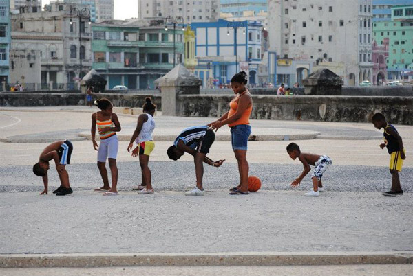 Playing in Havana.  Photo: Carolyn Looby.