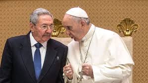 Raul Castro and Pope Francis at the Vatican in May 2015.