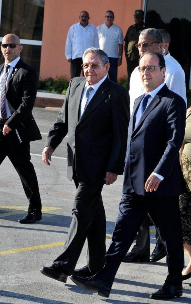 Raul Castro and French President Francois Hollande during the laters visit to Cuba in May, 2015.