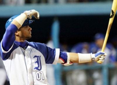 Yulieski Gourriel when playing for Havana's Industriales team. Photo: radiorebelde.cu