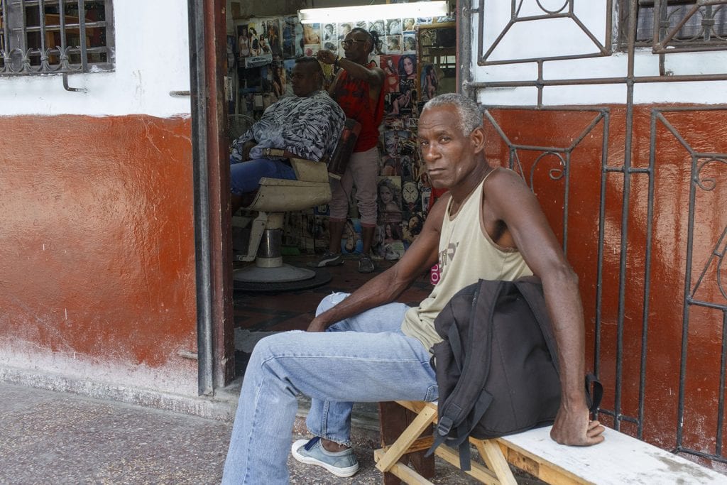 At the barber shop. Photo: Juan Suarez