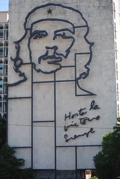 Metal sculpture of Ernesto "Che" Guevara