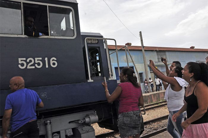 havana-times-nuevo-tren-la-habana-guantanamo