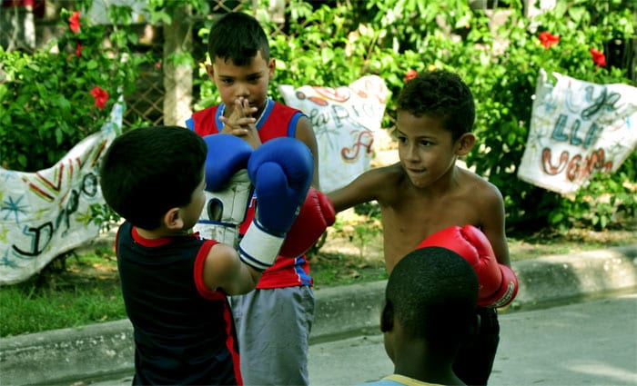 havana-times-summer-in-the-streets-in-guantanamo